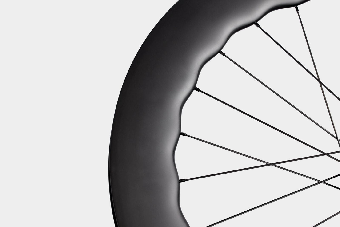 Mach 7580 - Disc Brake DT Swiss 180EXP Shimano Matte White