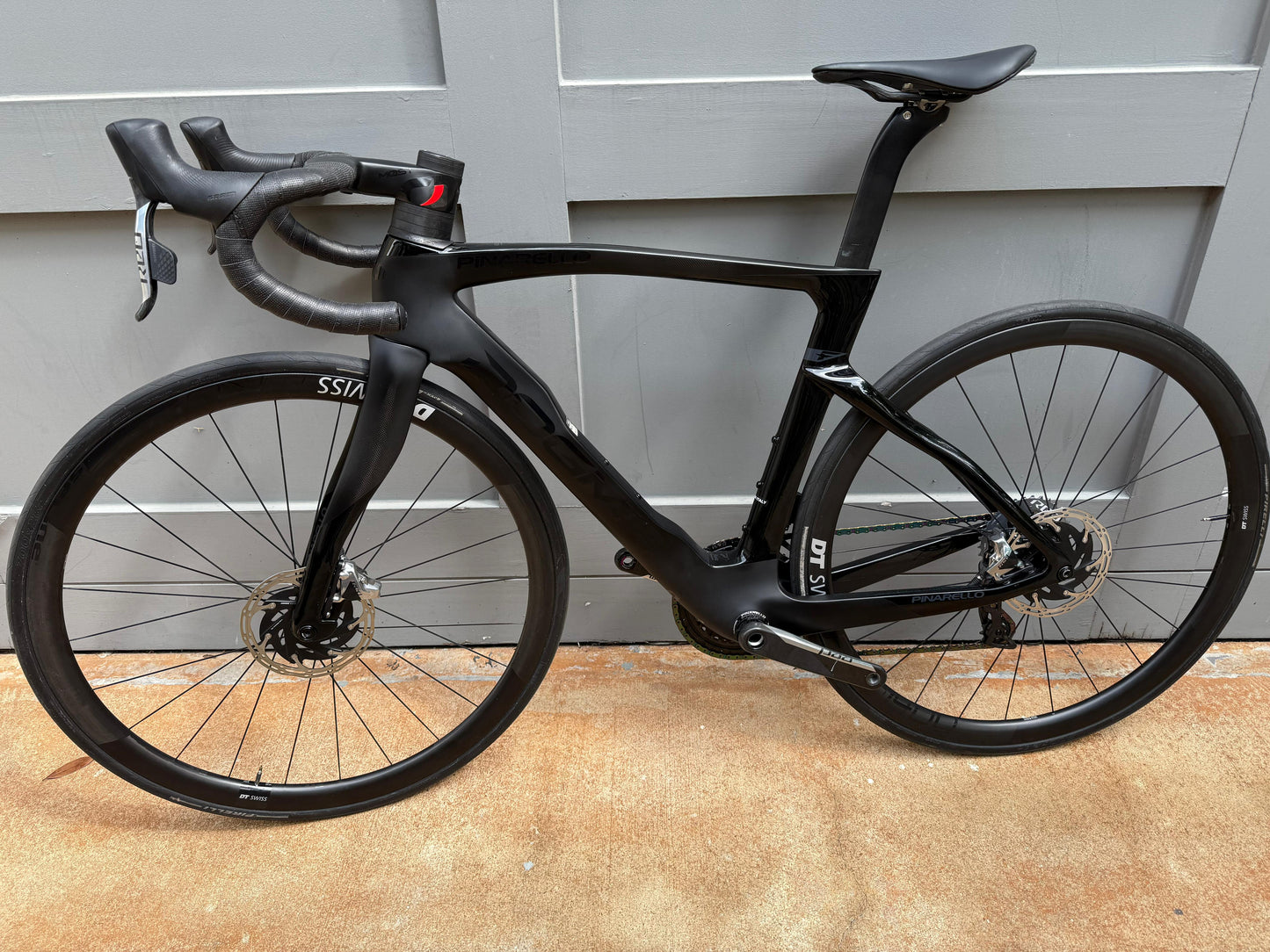 2023 Dogma F Sram red AXS DT swiss PRC 1400 wheelset size 51.5 color BOB Pre-Owned