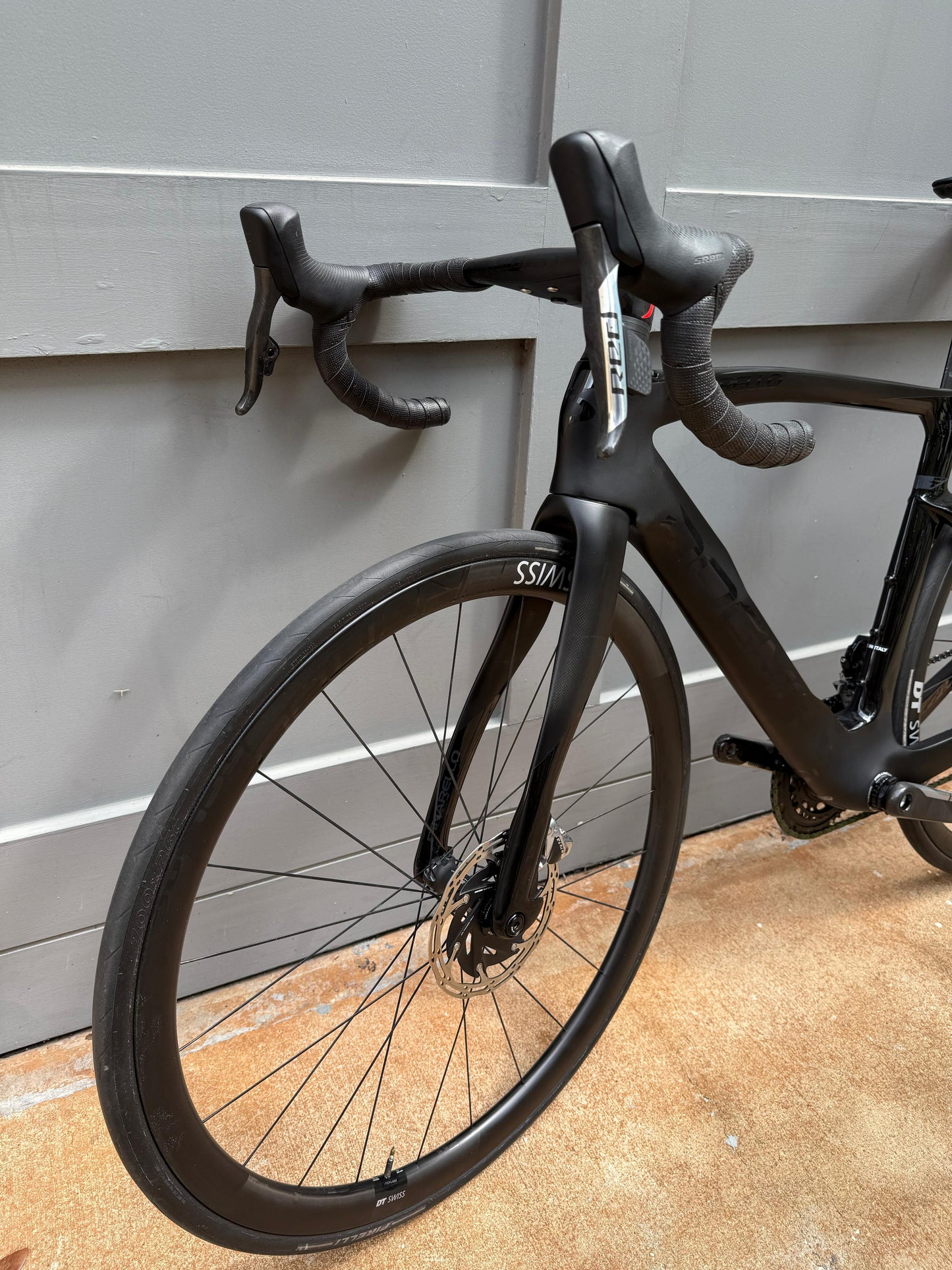 2023 Dogma F Sram red AXS DT swiss PRC 1400 wheelset size 51.5 color BOB Pre-Owned