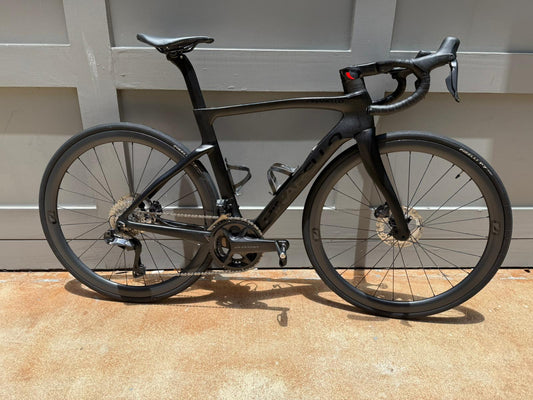 2023 Pinarello F7 Furious black 51.5 Garmin RS200 Pedals Included Pre-Owned